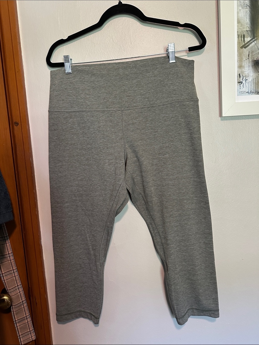 lululemon athletica Heather Gray Capri Leggings